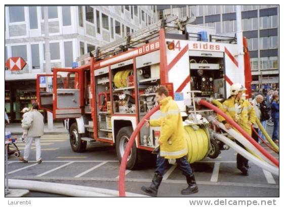 (308) - Fire Truck - Camion De Pompier - - Sapeurs-Pompiers