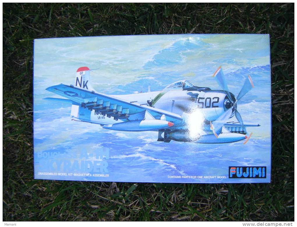 Maquette Avion Militaire-en Plastique---1/72 Skyraider -fujimi N°700 P-8 - Vliegtuigen