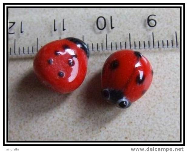 Lot De 2 Perles à La Lampe Coccinelles Rouges Artisanales - Lampwork - Environ 10x13mm - Parels