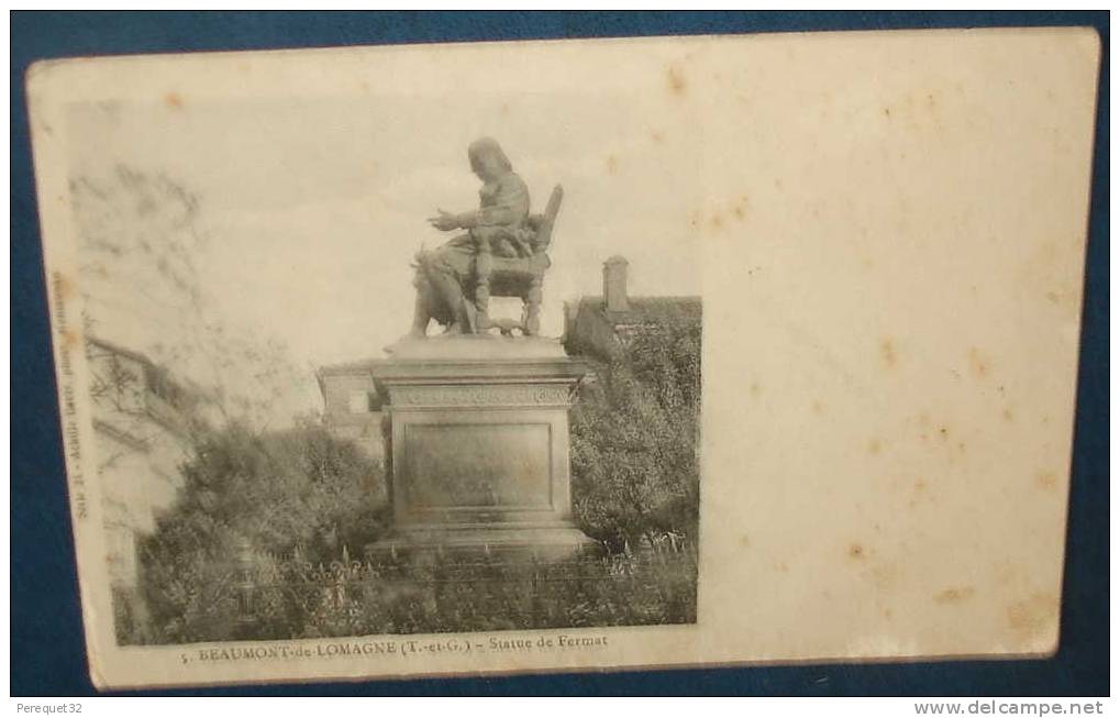 BEAUMONT DE LOMAGNE.Statue De Fermat.Cpa,neuve,be,rousseurs,tachée Au Dos - Beaumont De Lomagne