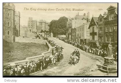WINDSOR - THE KING DRIVING DOWN CASTLE HILL - Windsor Castle
