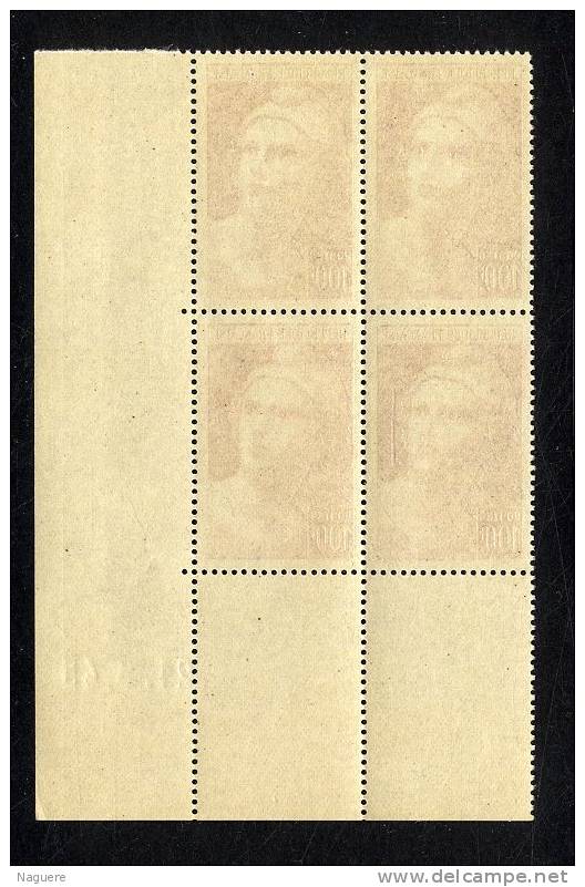 MARIANNE DE GANDON   100 F   -  Y & T N° 733  -  COINS DATES  21 3 45  -  SANS TRACE DE CHARNIERE - 1930-1939