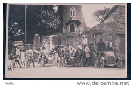 Marchissy, Automobile Motos Et Sidecar Devant L´Eglise (180) - Marchissy