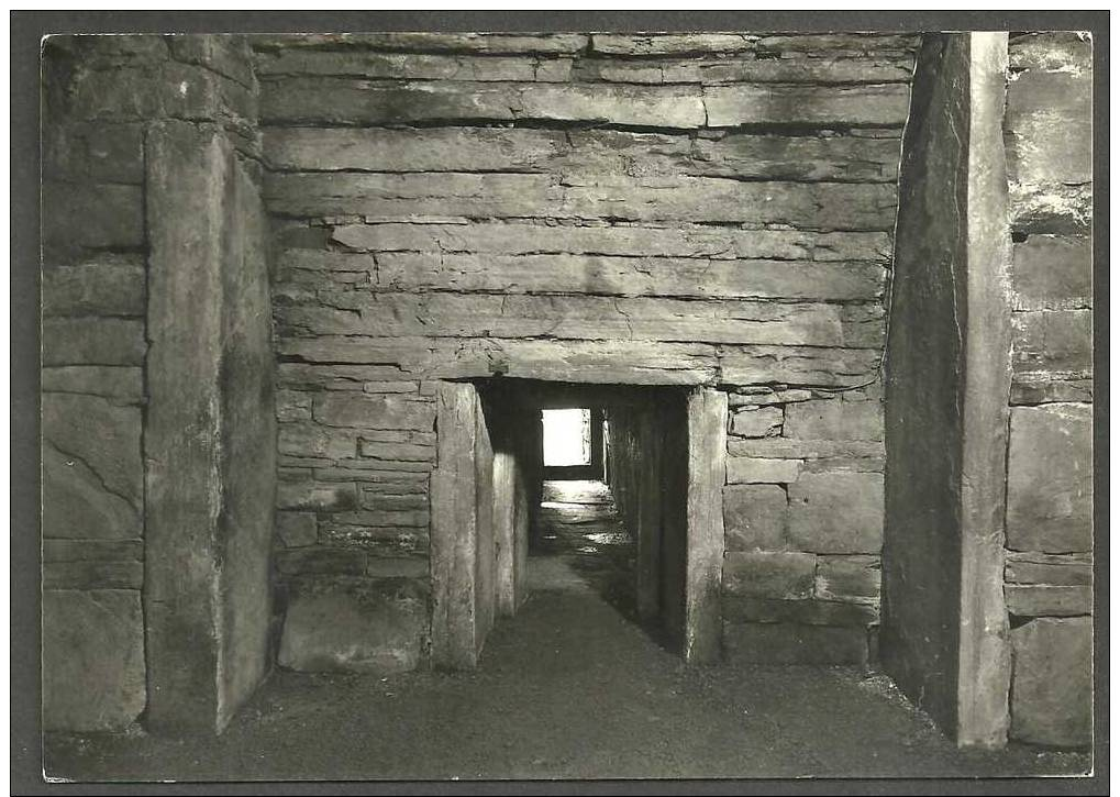 SCOTLAND  -  ENTRANCE  TO  CENTRAL  CHAMBER ,  ORKNEY - Orkney