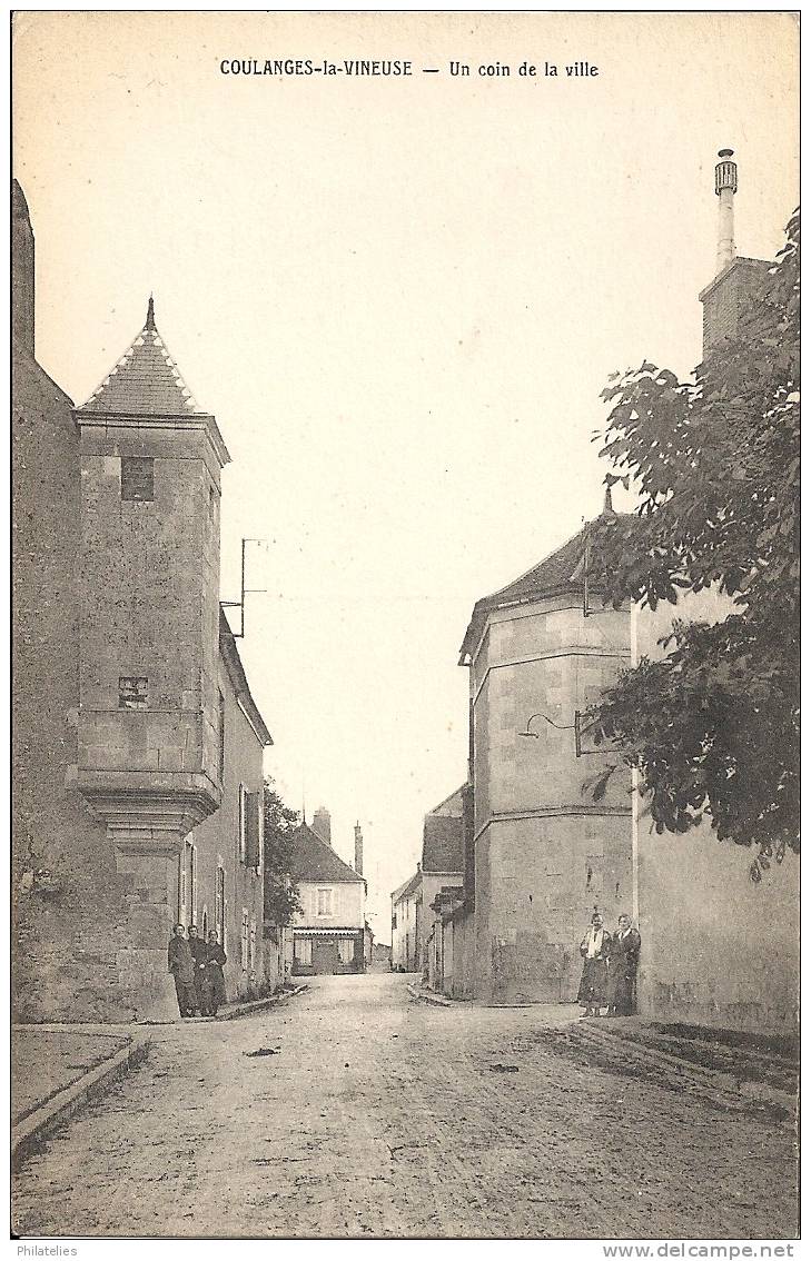 COULANGES  UNE RUE - Coulanges La Vineuse