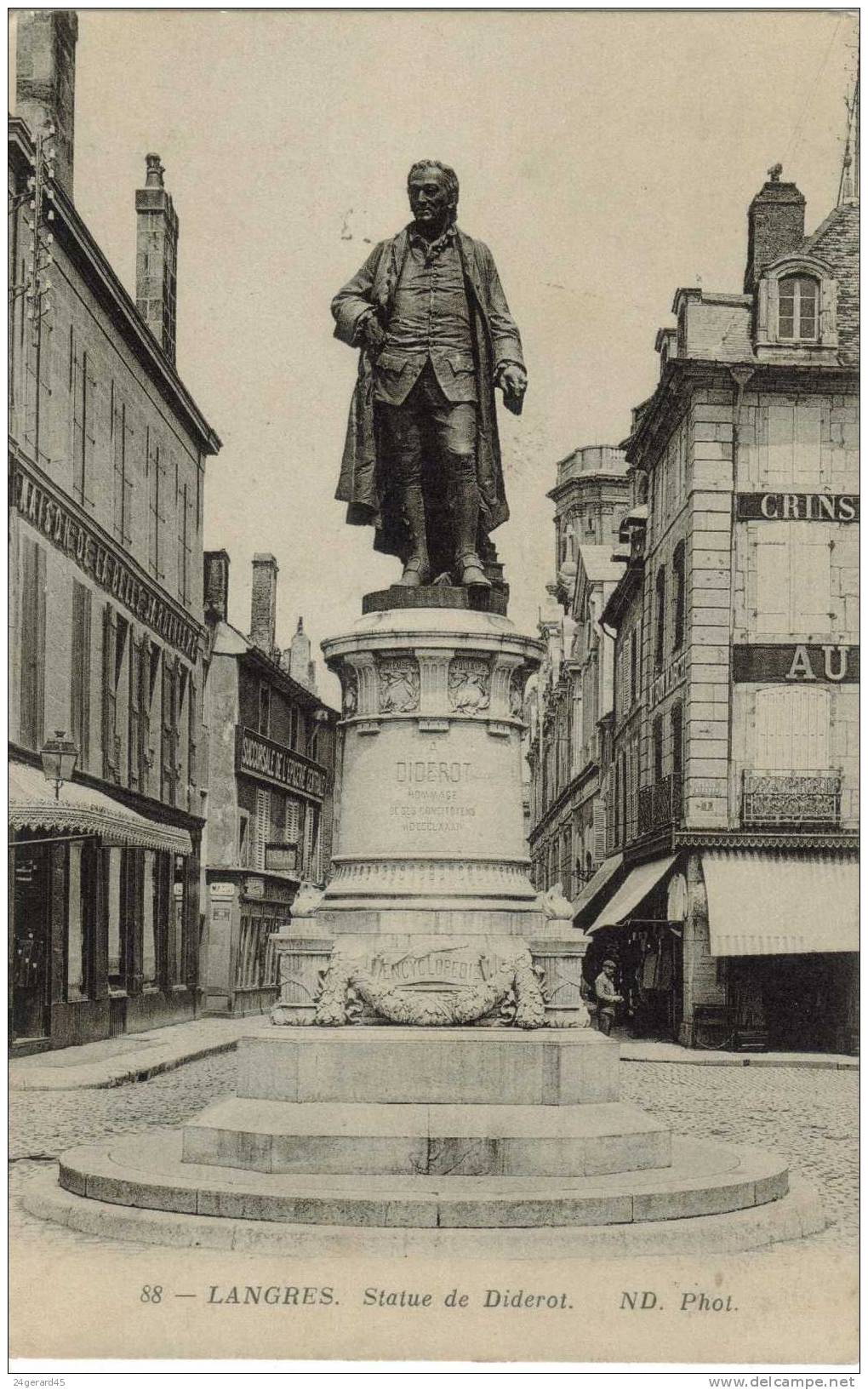 CPA LANGRES (Haute Marne) - Statue De Diderot - Langres