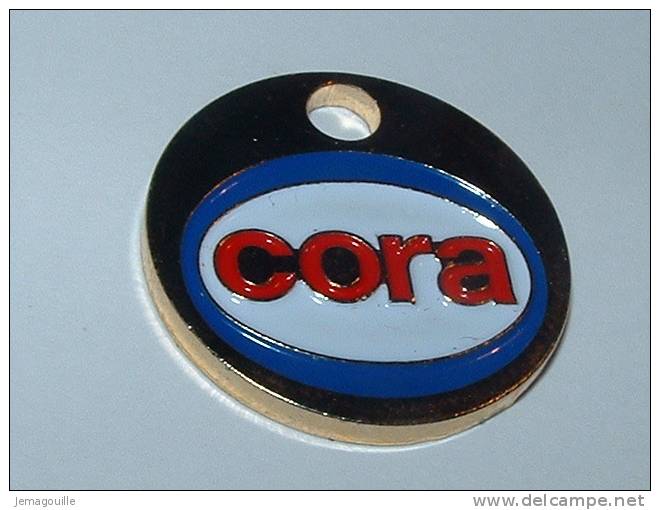 Jeton De Caddies - CORA - OR - Nouvelle Carte Cora Encore Plus D'avantages Pour Vous - Trolley Token/Shopping Trolley Chip
