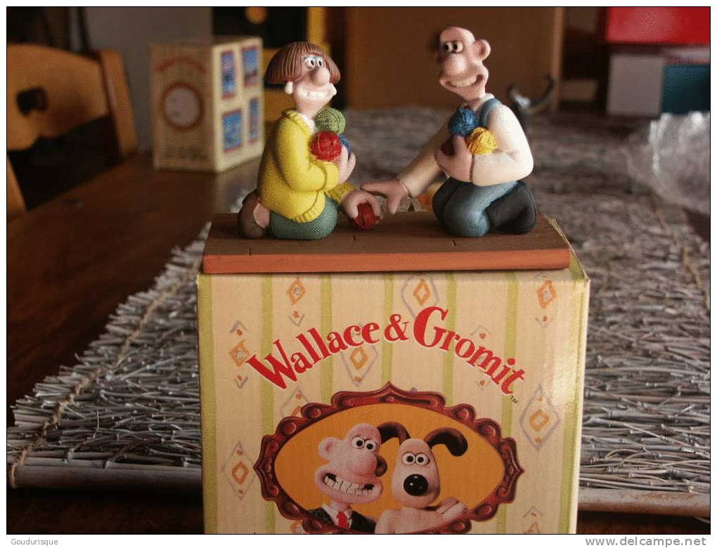 FIGURINE WALLACE ET GROMIT  WALLACE RENCONTRE WENDOLINE - Autres & Non Classés