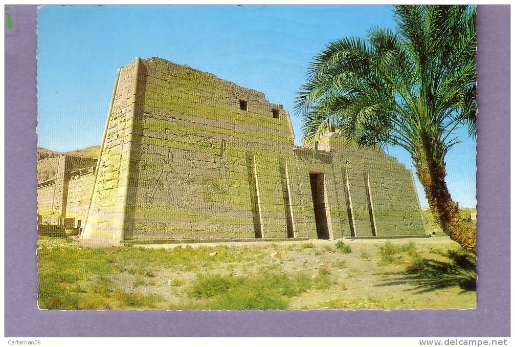 Egypte - Louxor - Médinet Habou - Façade Du Temple De Ramsès III - Louxor
