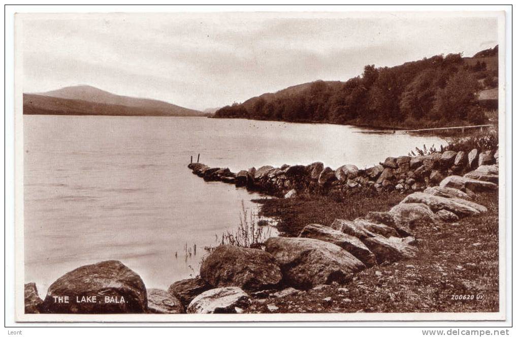 Wales - Bala - The Lake - Panoramic View From Shore - Stones - Merionethshire