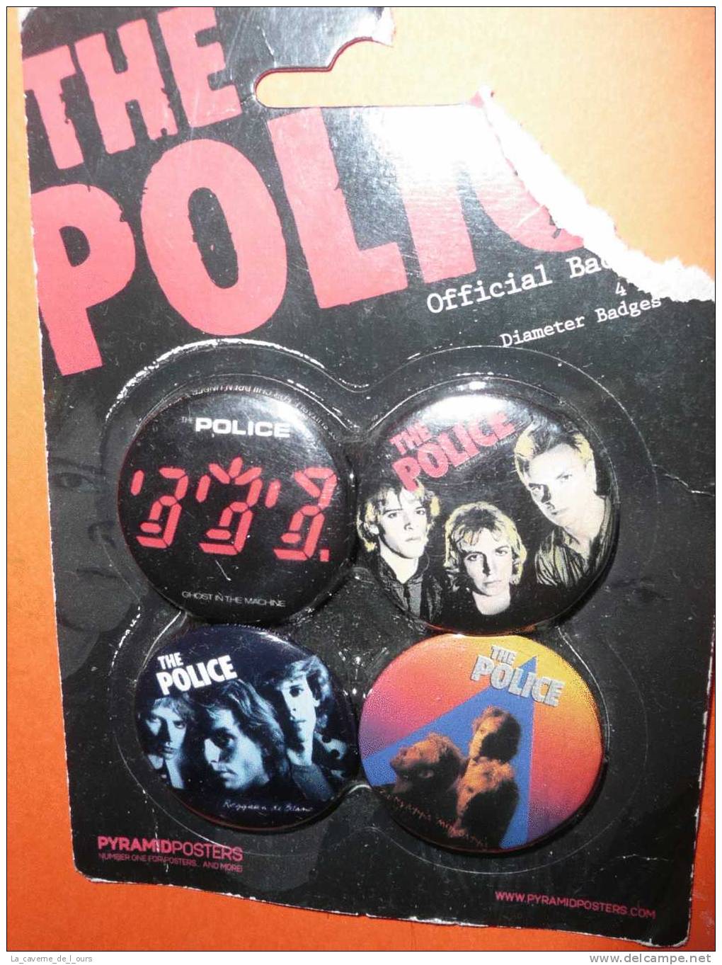 Lot Série De 4 Badges Différents De The Police, Neufs Sous Blister, Rock Musique - Objets Dérivés