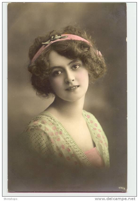 Real Photo Photograph Hand Tinted Woman In Green Dress - Fotografia