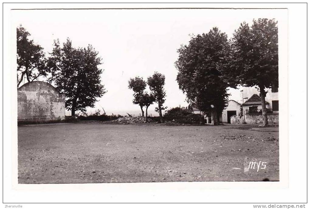 CPSM - 64 -  ARTHEZ - La Place Du Palais Et Le Fronton - 1955 - Pelote - Arthez De Bearn