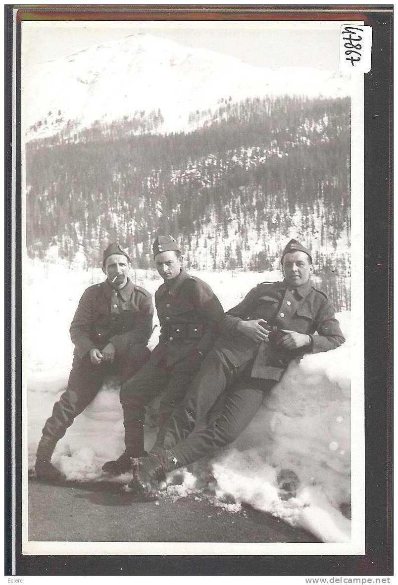 MILITAIRES SUISSES AUX ENVIRONS DE ZUOZ - TB - Zuoz