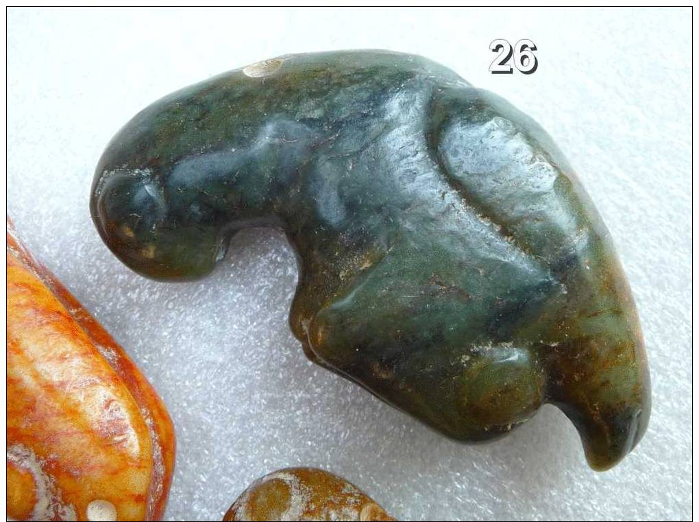 Statuettes, Amulettes, Pendentifs Anciens, époque Han - Jade - Statues, amulets, pendants Former Han period