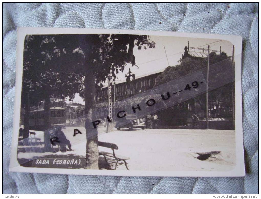 CPSM - TARJETA POSTAL/FOTO - SADA (LA CORUNA) - Cafe \"LA TERRAZA\"- Coches, Tramvia ...(Foto FERRER - CORUNA) - La Coruña