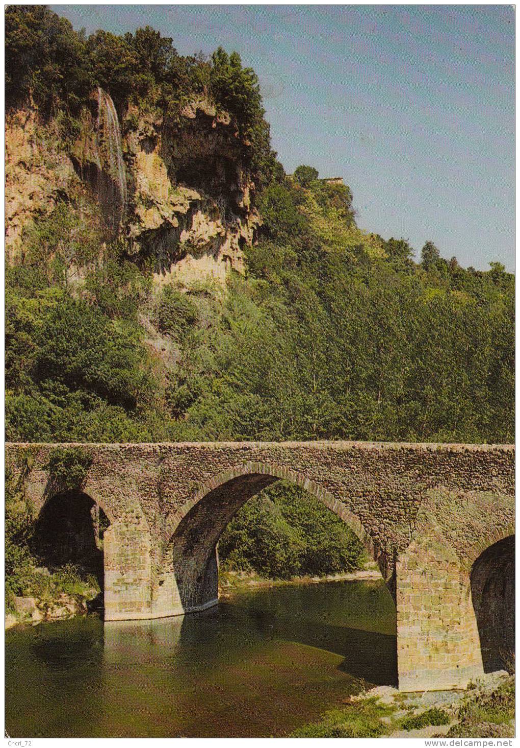 Près De GANGES Sur La Route De GANGES La Cascade De Saint Julien De La Nef Et Pont Sur L'Hérault - Ganges