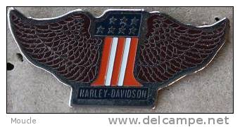 HARLEY DAVIDSON - 1 USA - AILES - Motos