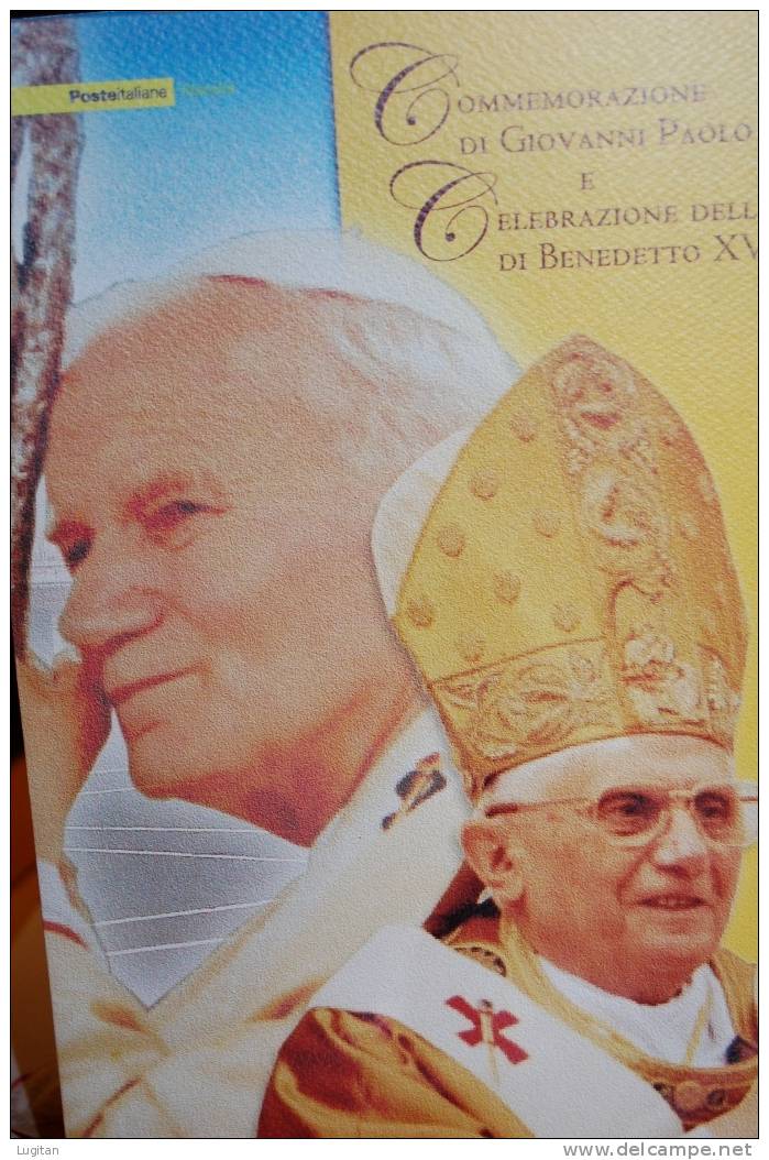 Filatelia - FOLDER SPECIALE PER LA COMMEMORAZIONE  DI PAPA GIOVANNI PAOLO II° - E LA ELEZIONE DI BENEDETTO XVI - 2005 - Paquetes De Presentación