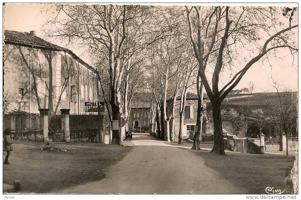 Cpsm BarjacLa Place, Avenue Chaillot - Autres & Non Classés