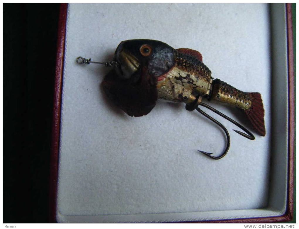 Rapala Ancien- Pour Collectionneur--.leurre De Marque PLUCKY  -des Annees 1950 Article De Peche - Pêche