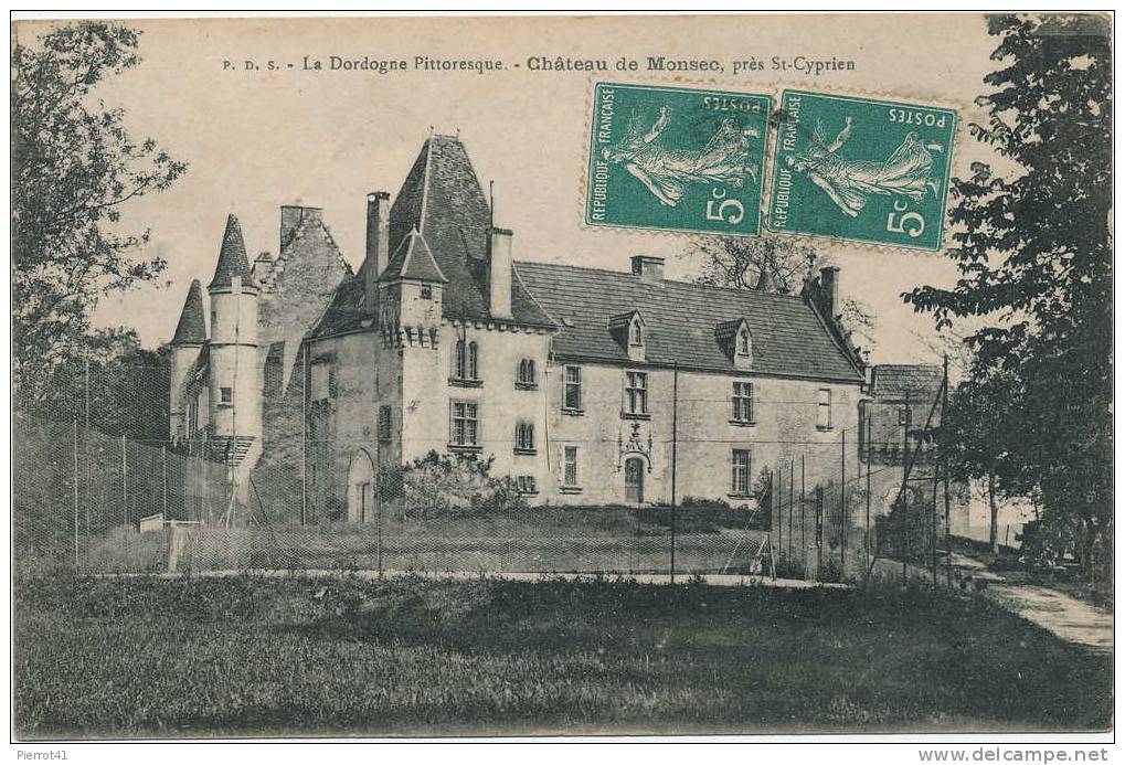 Château De MONSEC Près SAINT CYPRIEN - Autres & Non Classés