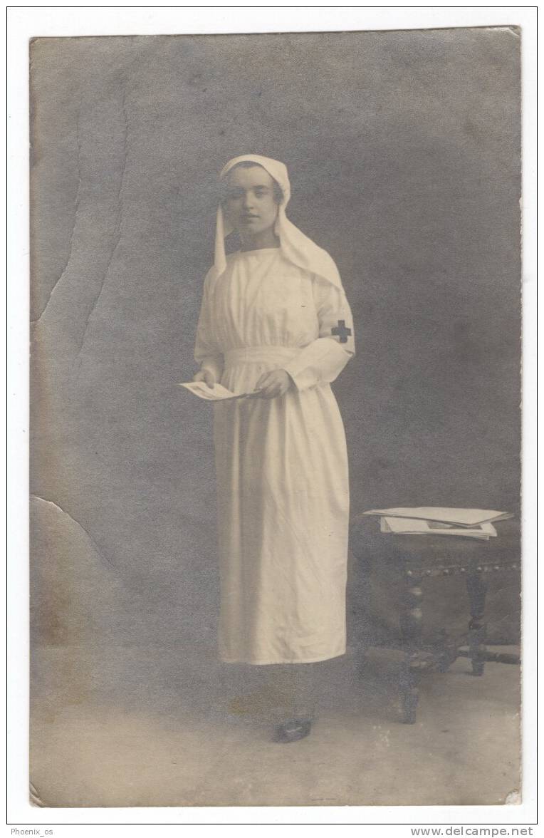 RED CROSS - Nurse, Real Photo Postcard, WW1 - Red Cross