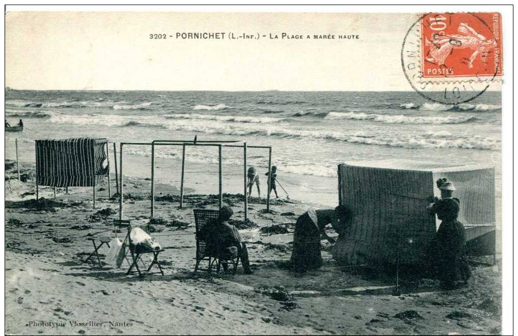 44 LOIRE Atlantique-  Circulée1910- Pornichet -la Plage A Haute Mer- (enfants Jouant Avec Pelle, Adultes Montant Tente) - Pornichet