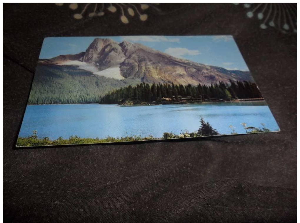 Postcard Unused Emerald Lake And Mt Burgess Yoho National Park Canadian Rockies - Autres & Non Classés