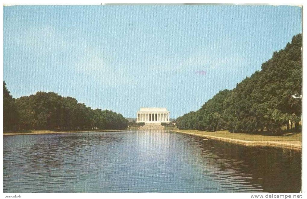 USA – United States – Washington DC - Lincoln Memorial Looking Across Reflection Pool – 1950s Used Chrome Postcard [P30 - Washington DC