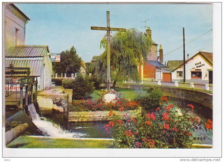 80.336/ RUE - Le Moulin (cpm) - Rue