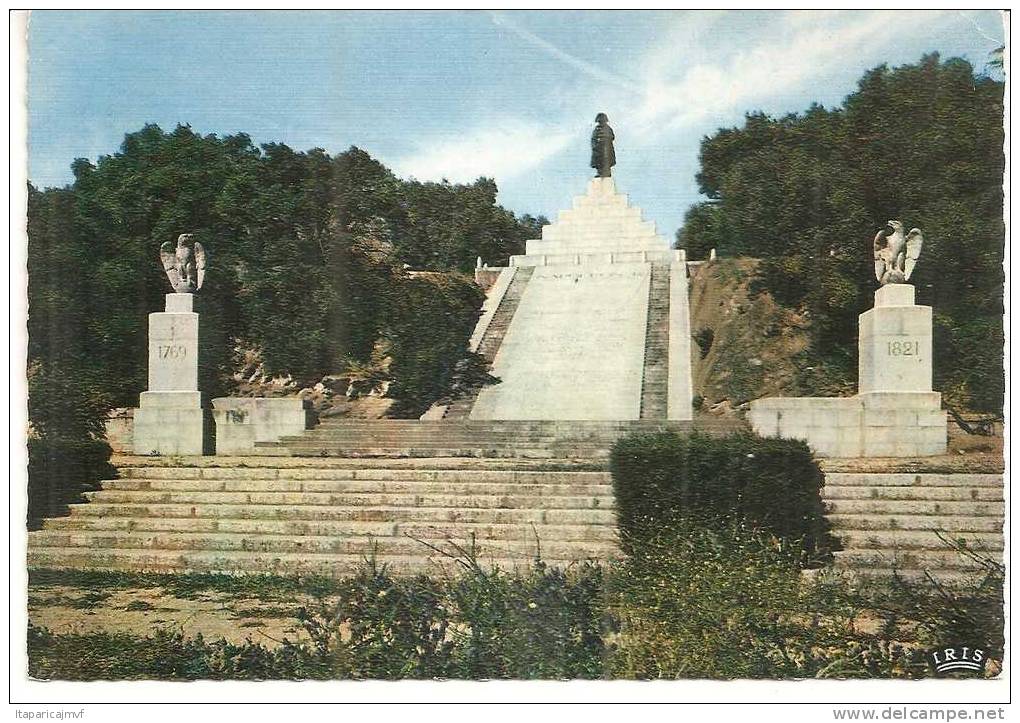 Corse : AJACCIO  :  Le  Monument  Napoléon  ( Aigle) - Ajaccio