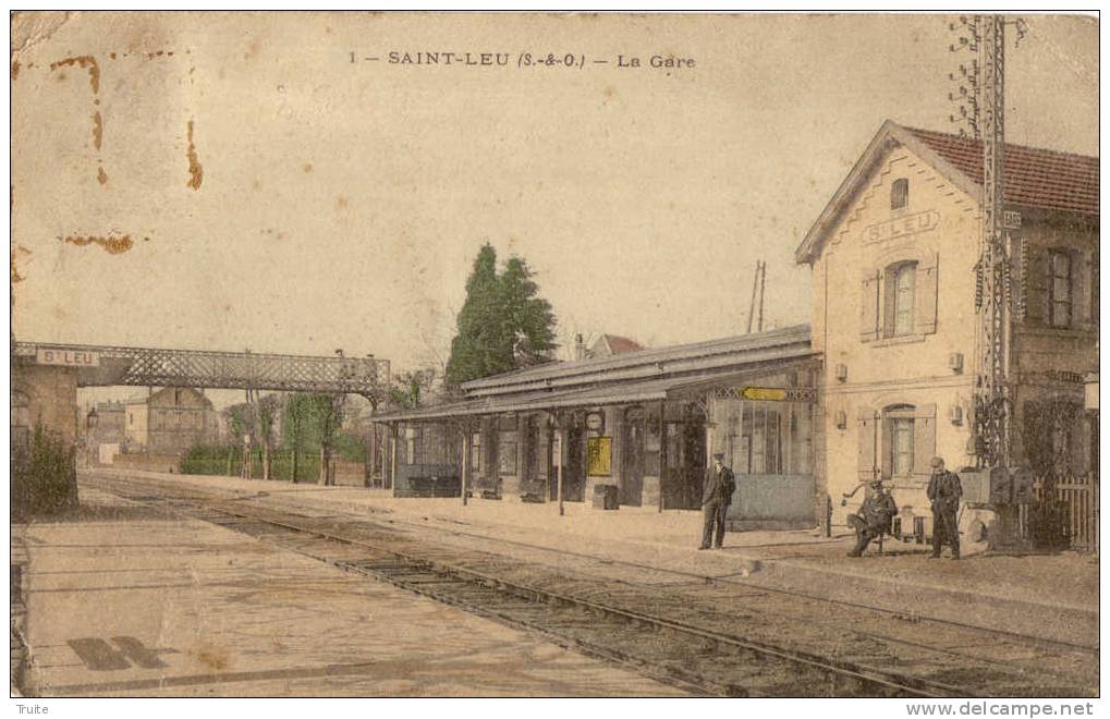 SAINT-LEU-LA-FORET LA GARE ANIMEE - Saint Leu La Foret