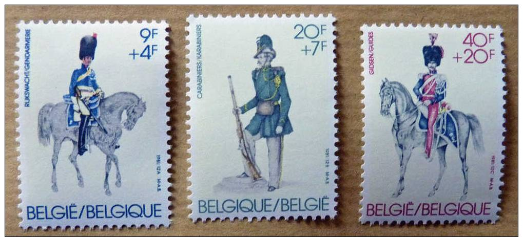 2031-2033  Solidarité  (3 Timbres) - Neufs