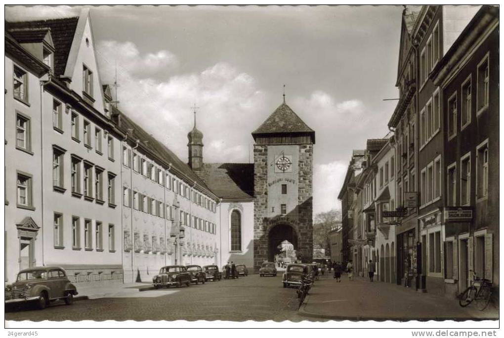 CPSM VILLINGEN (Allemagne-Bade Wurtemberg) - Hohenfluft Und Kneipp Kurart, Das Bickentor Mit Dem Kloster St Ursula - Villingen - Schwenningen