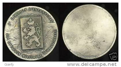 8a DIVISIONE FANTERIA 1946  GRANDE MEDAGLIA - Non Classés