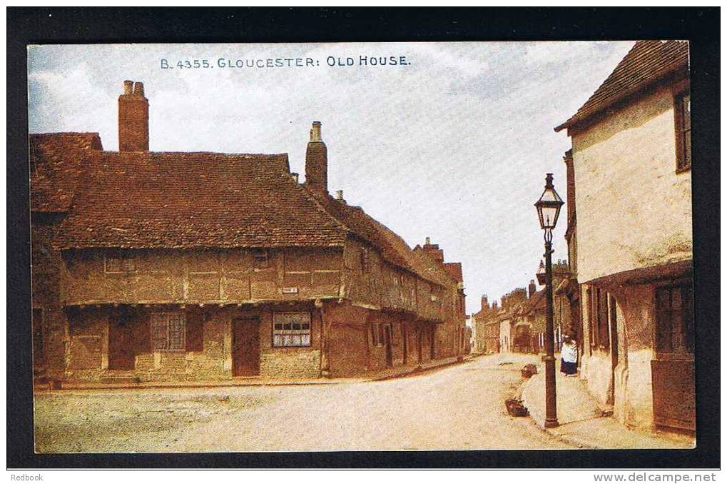 RB 711 - Early Postcard  - Old House Gloucester Gloucestershire - Gloucester