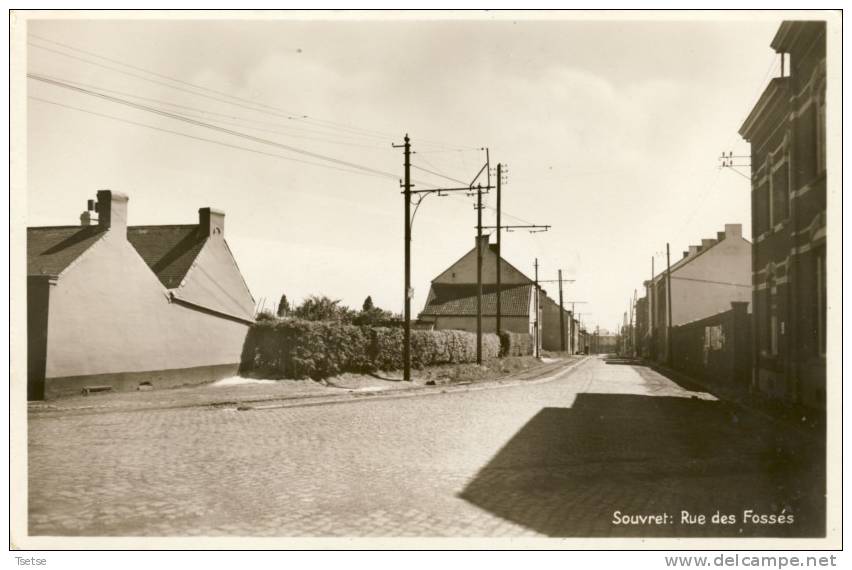 Souvret - Rue Des Fossés - Courcelles