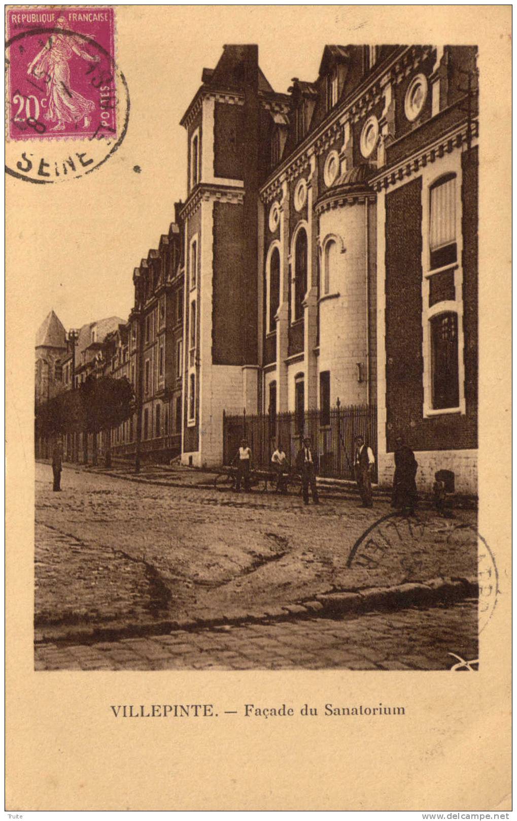 VILLEPINTE FACADE DU SANATORIUM ANIMEE - Villepinte