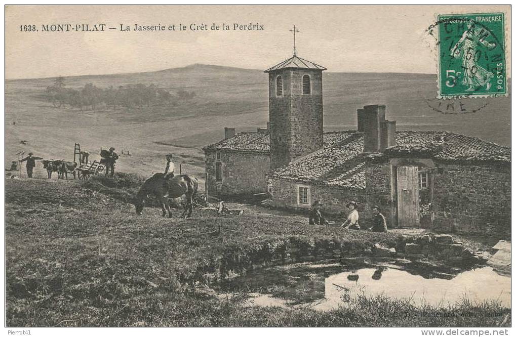 MONT-PILAT - La Jasserie Et Le Crêt De La Perdrix - Mont Pilat