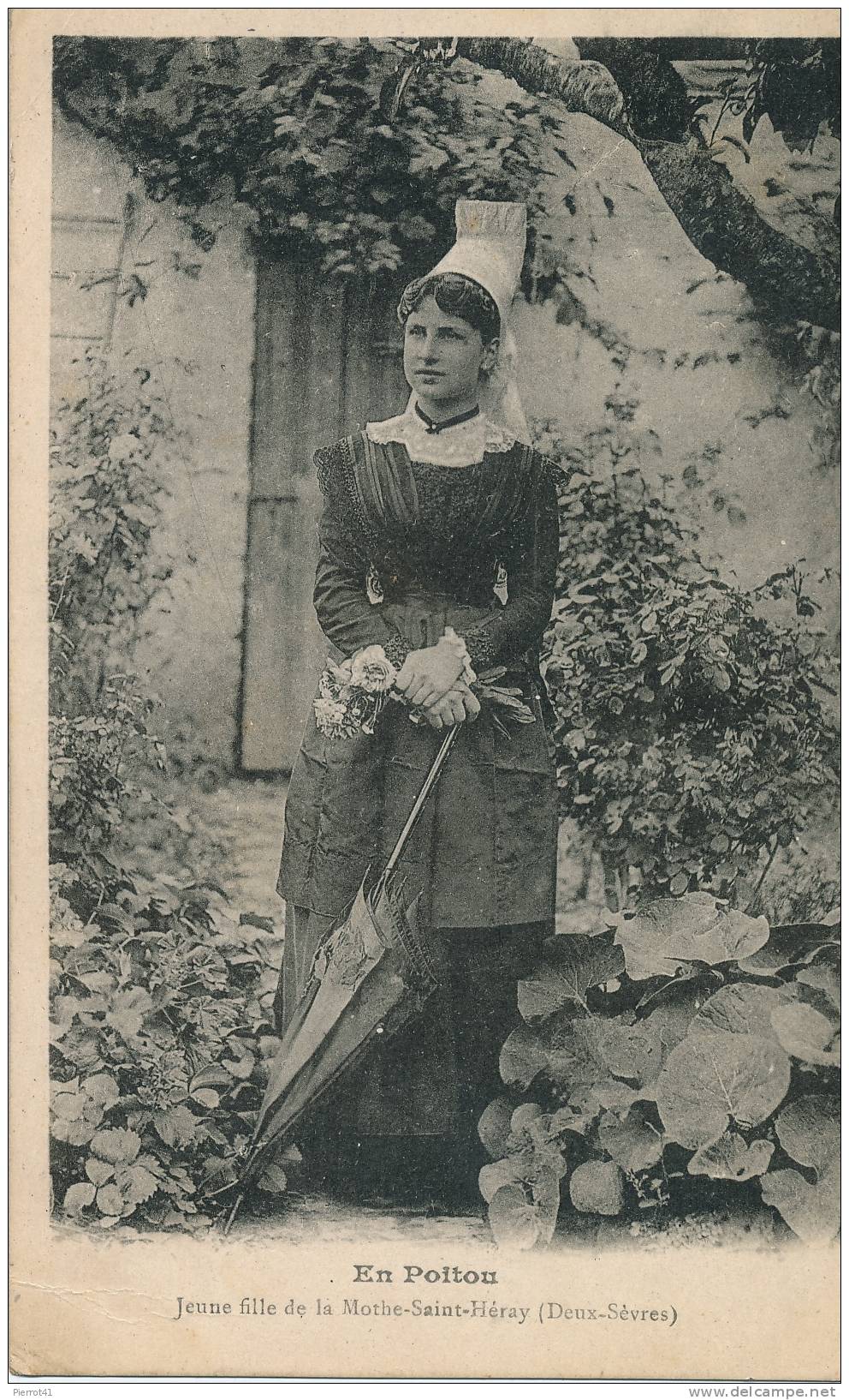 EN POITOU - Jeune Fille De LA MOTHE-SAINT-HÉRAY - La Mothe Saint Heray