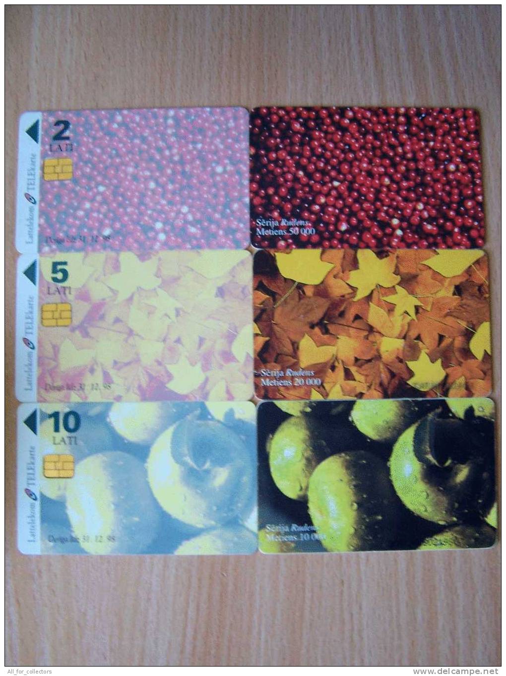 AUTUMN Berries Leaves Apples 3 Chip Phone Cards From LATVIA Lettonie Lettland Cartes Karten Tirages 10.000 20.000 50.000 - Estaciones