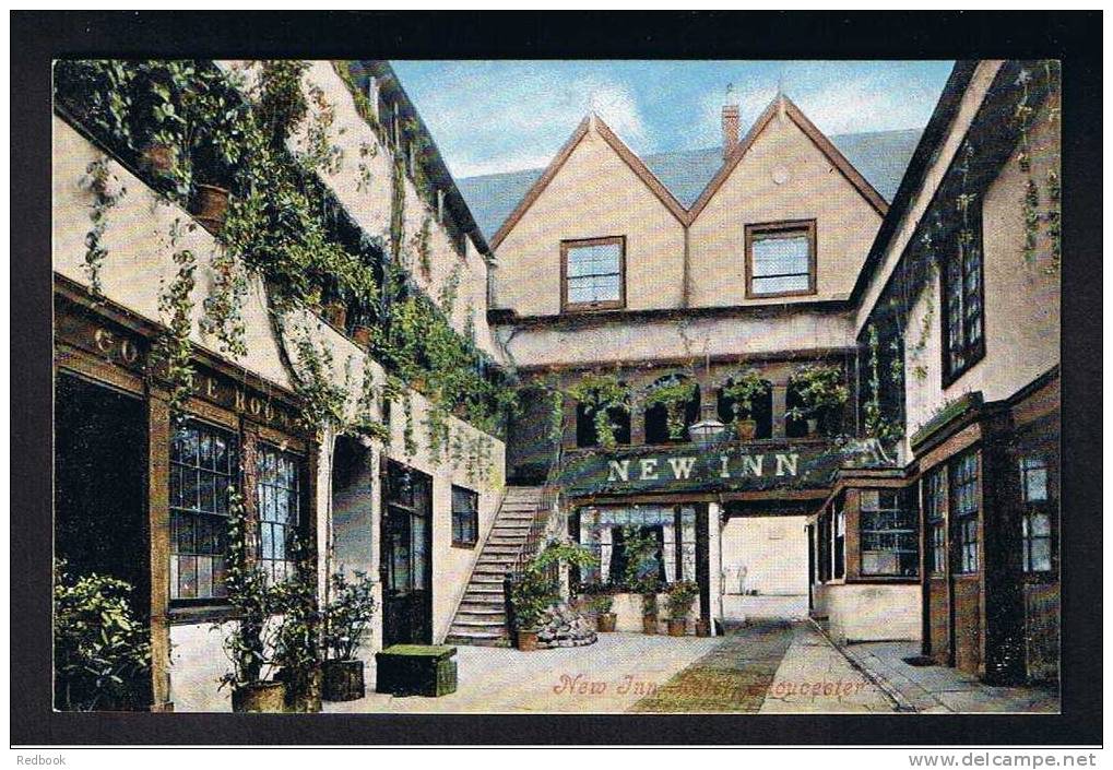 RB 715 - Early Postcard - New Inn Hotel Courtyard - Gloucester - Gloucester