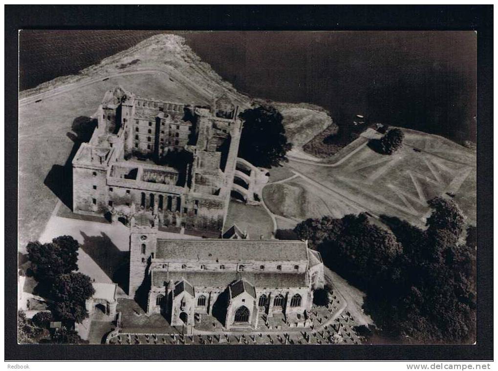 RB 716 - Aerial Real Photo Postcard - Linlithgow Palace - West Lothian Scotland - West Lothian