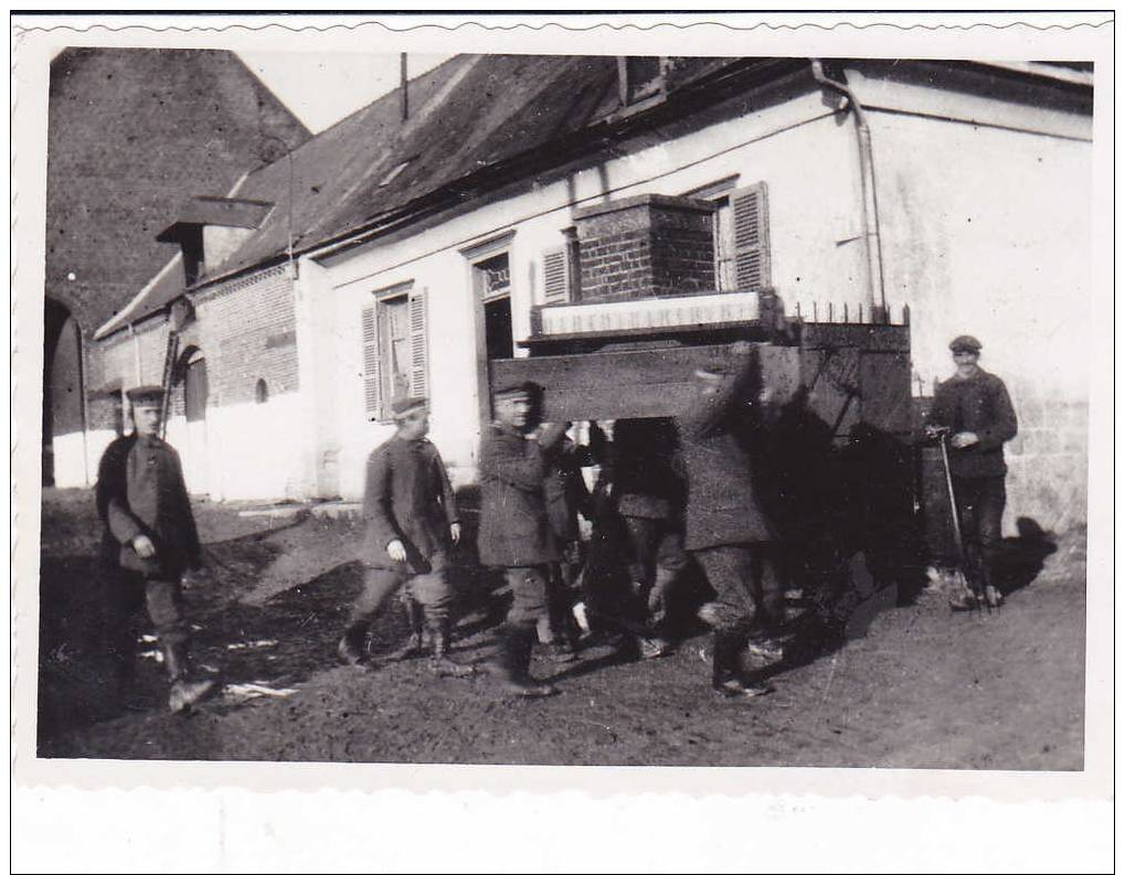 Vigneux Transport D' Un Piano Klaviertransport  Photo Unique Allemande De Lt Schad Feldpost - Autres & Non Classés