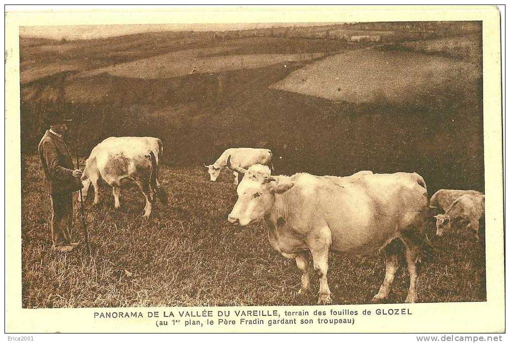 Non Classés. La Vallée Du Vareille, Terrain Des Fouilles De Glozel, Le Père Fradin Gardant Son Troupeau; - Non Classés