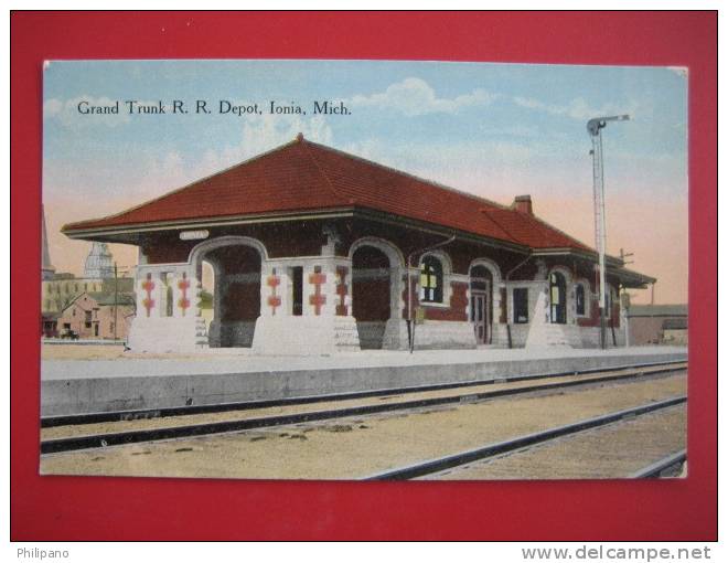 Depot-Train Station--   Grand Trunk R.R. Depot Ionia MI   Ca 1910      ===ref 182 - Andere & Zonder Classificatie