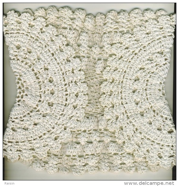 Crochet  Napperon Coton  Ancien  Crocheté Main 41 X 22cm  TBE - Other & Unclassified