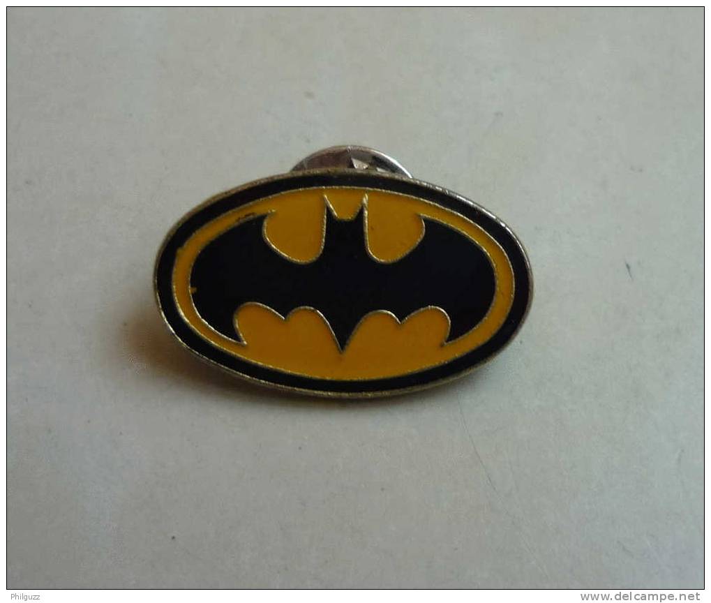 PIN'S Sigle Batman DC COMICS - Pin's