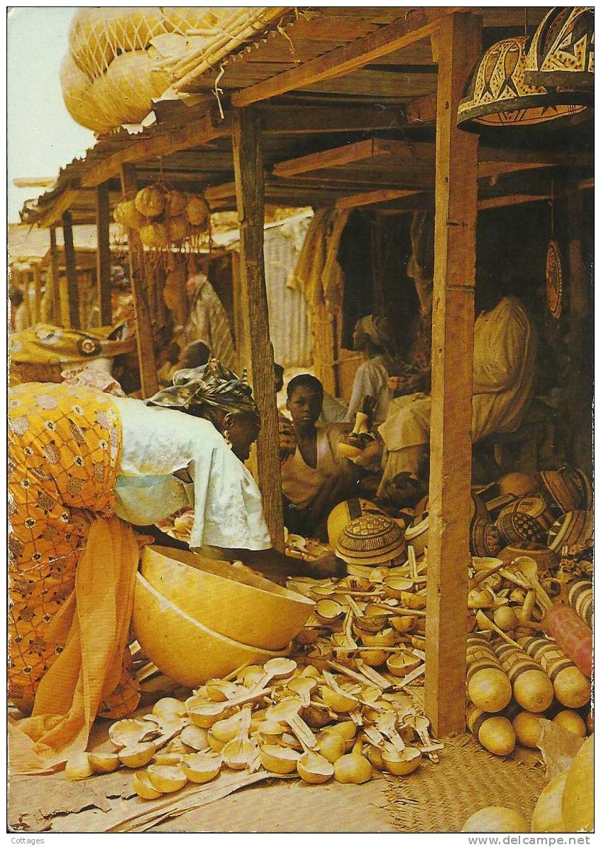 - NIGERIA - KANO - Calabash Market - Nigeria